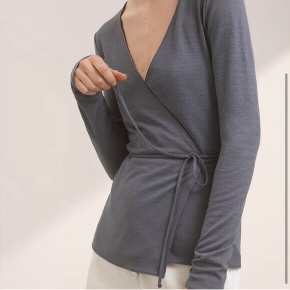 Wilfred free wrap top XS - Picture 3 of 3